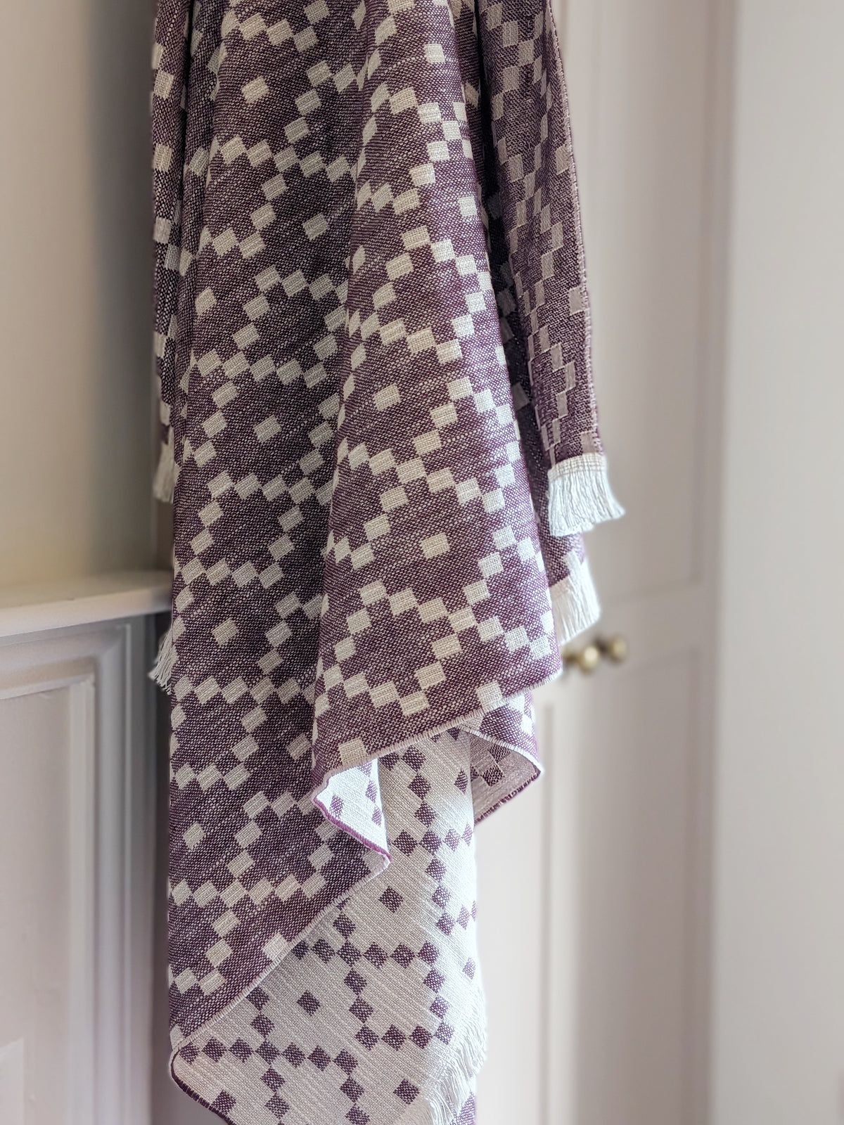 MABLI DOUBLECLOTH THROW IN WINE