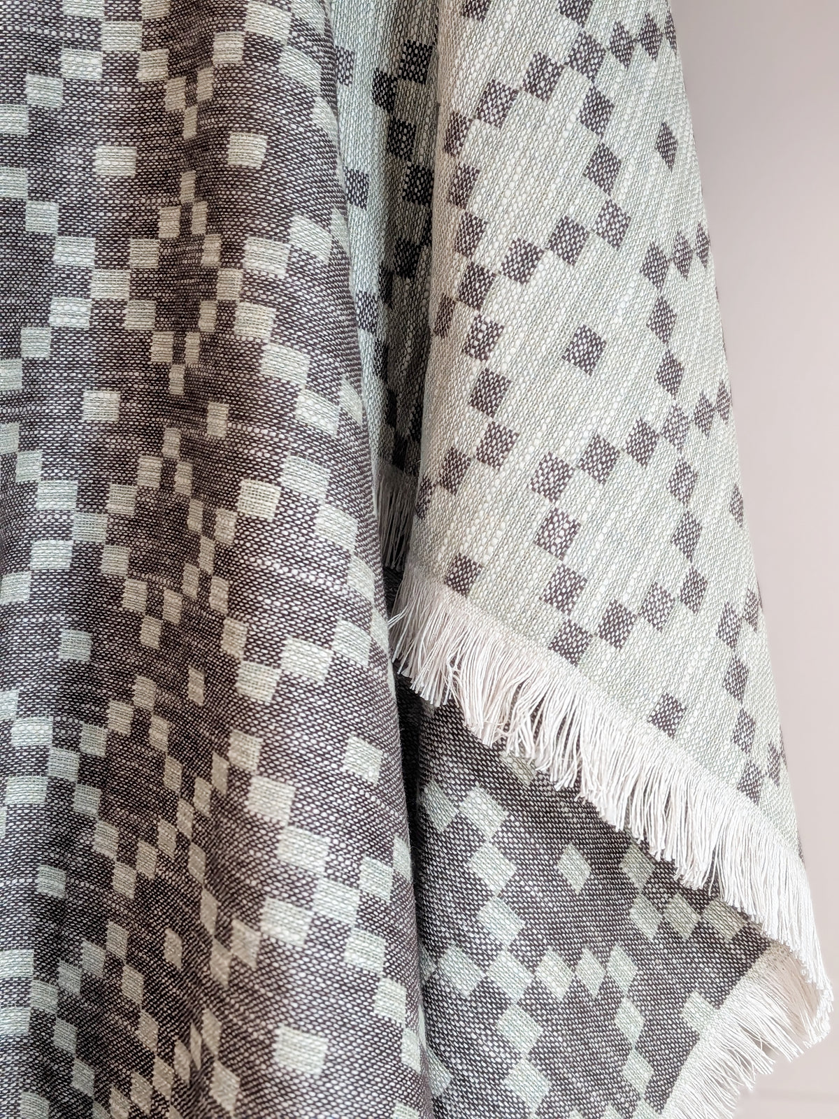 MABLI DOUBLECLOTH THROW IN SAGE & CONKER