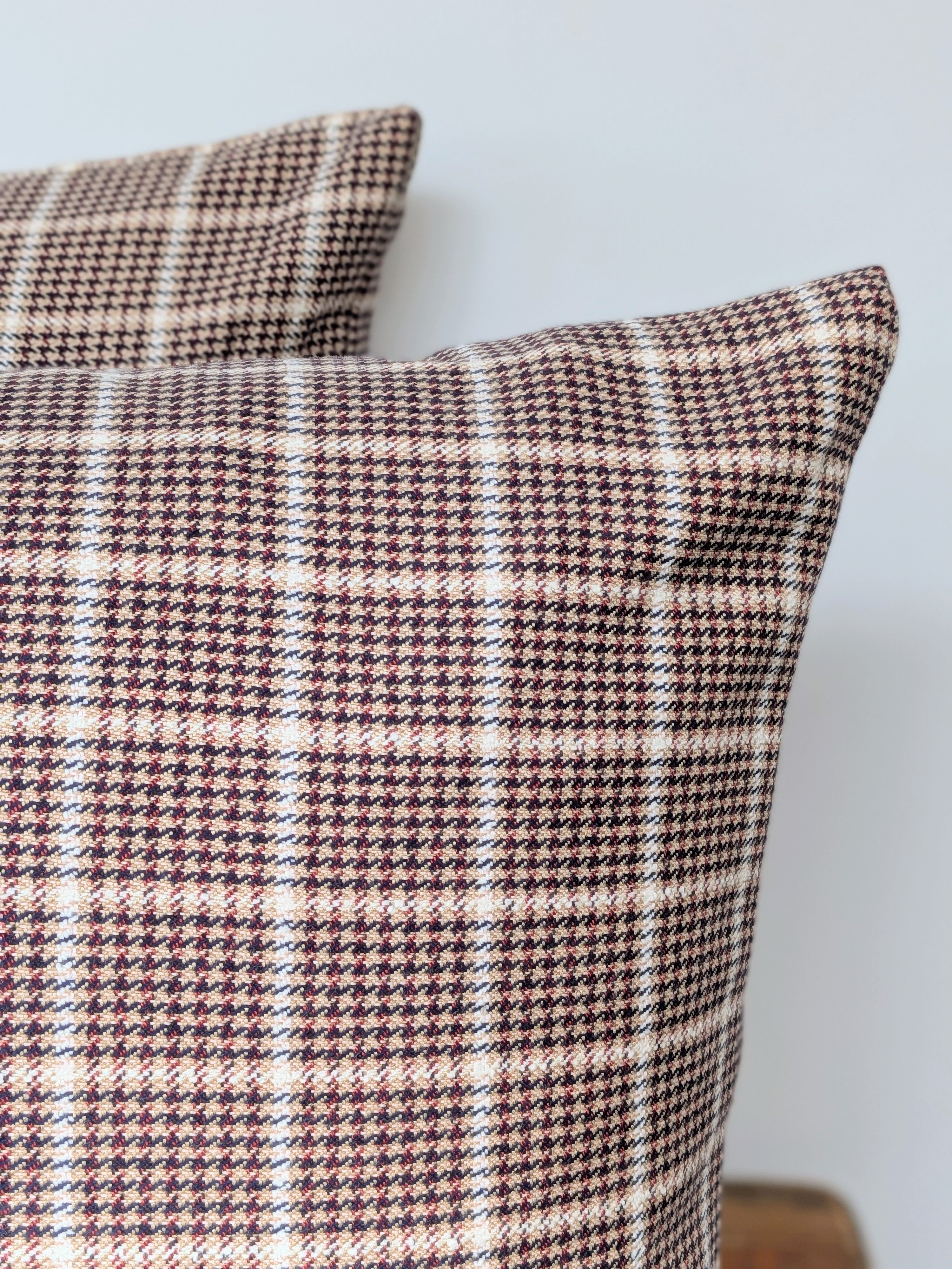 SIENNA SILK AND COTTON CUSHION