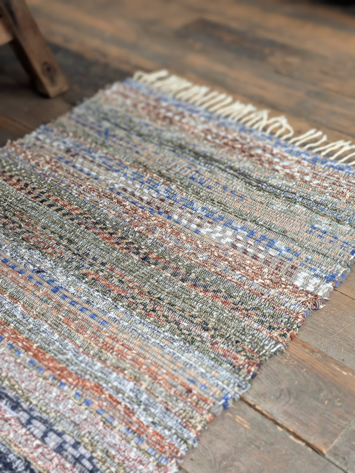 AMRITA SELVEDGE RUG