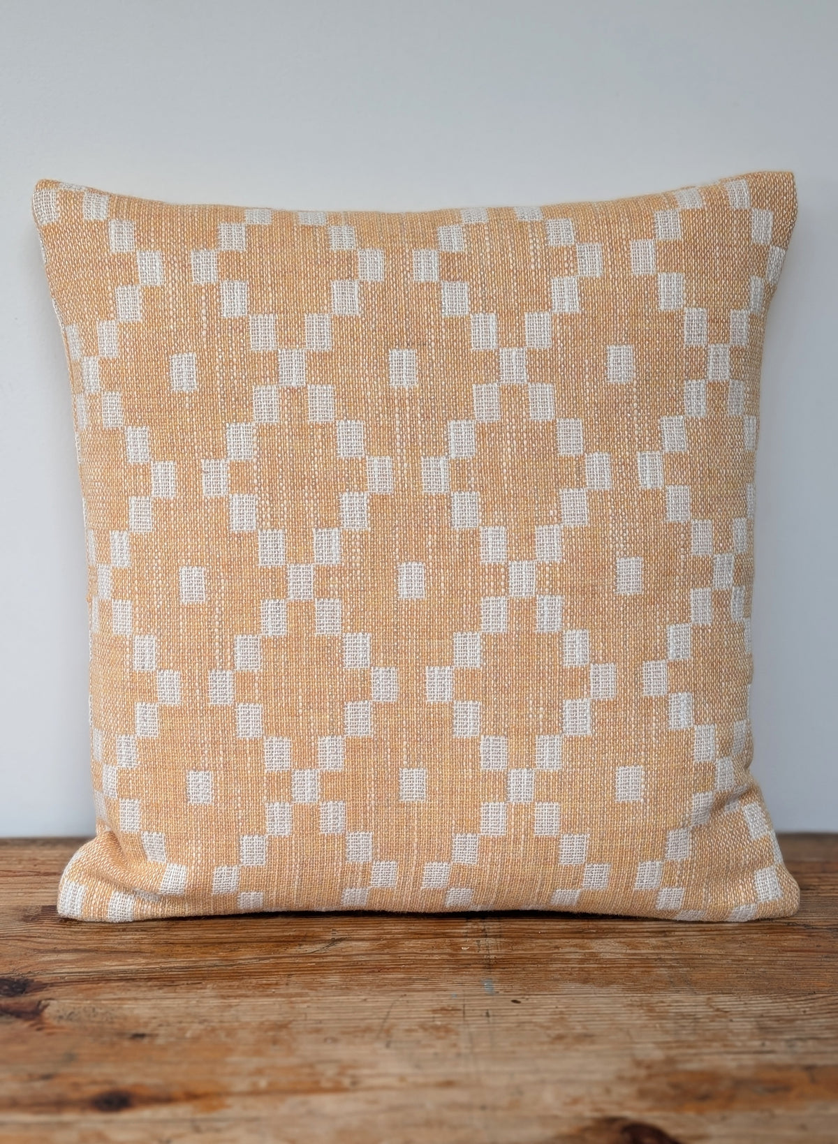 MABLI CUSHION IN MARIGOLD