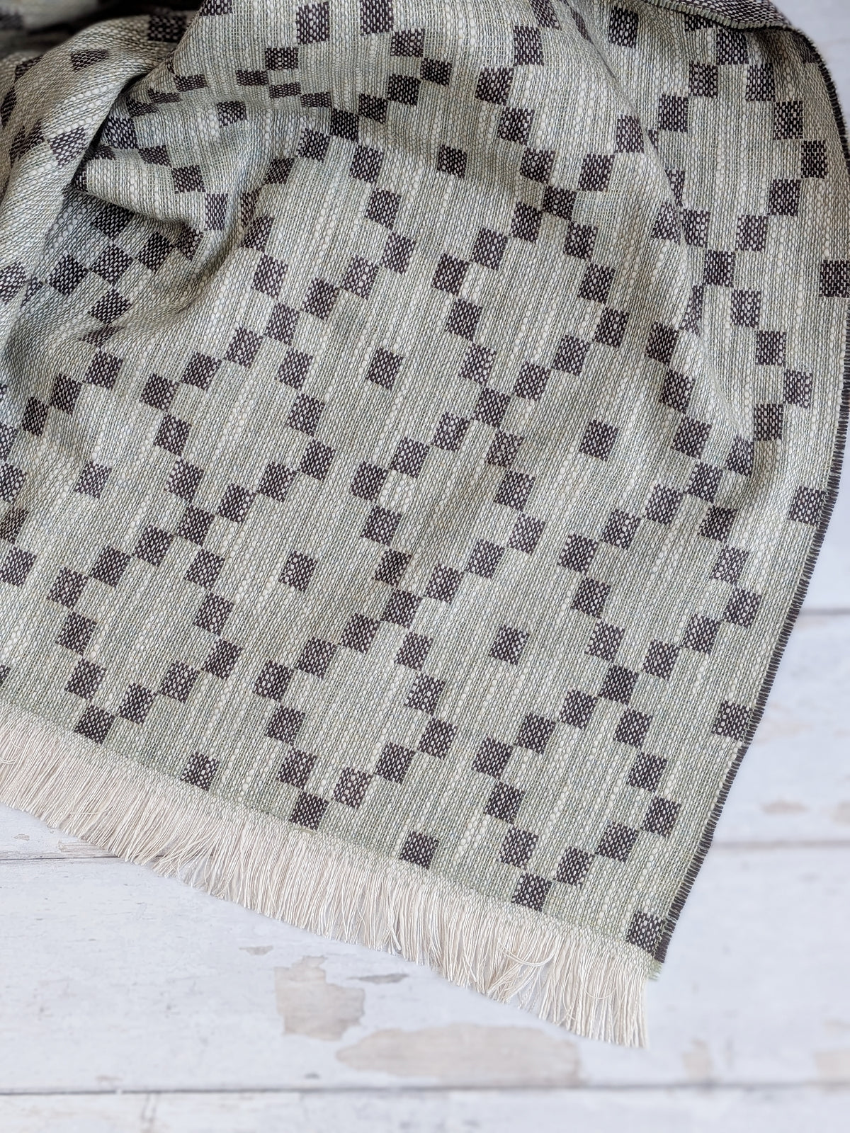 MABLI DOUBLECLOTH THROW IN SAGE & CONKER