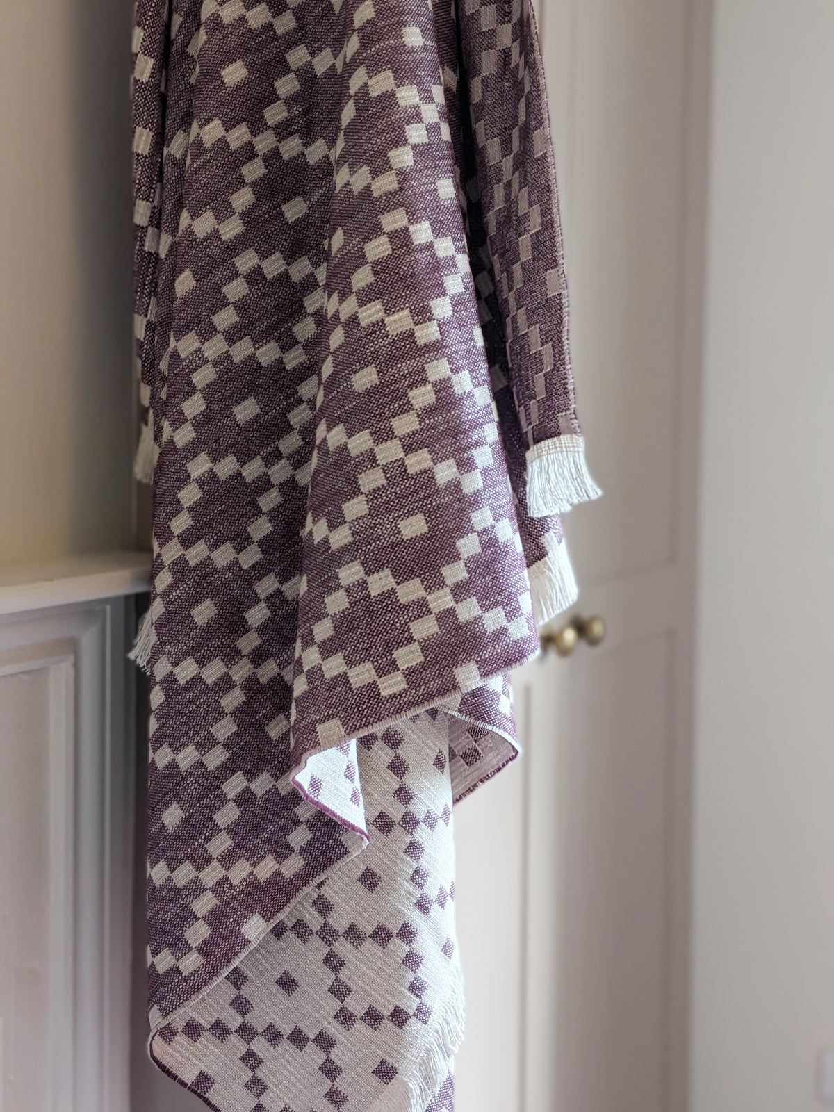 MABLI DOUBLECLOTH THROW IN WINE