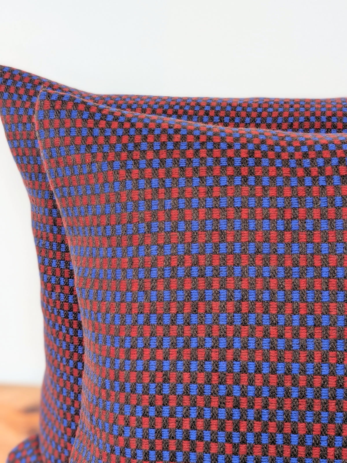 SAFFIE CUSHION