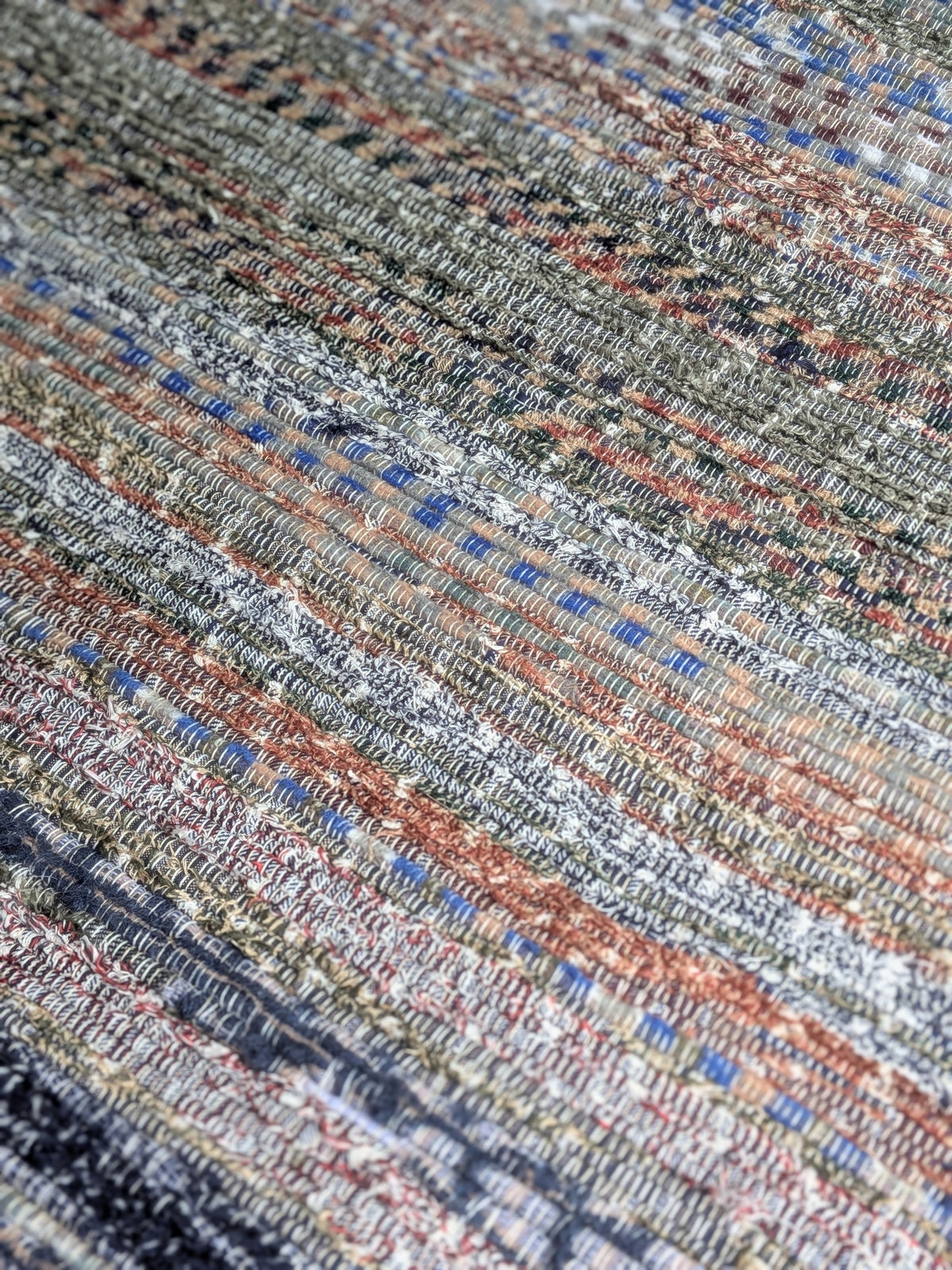 AMRITA SELVEDGE RUG