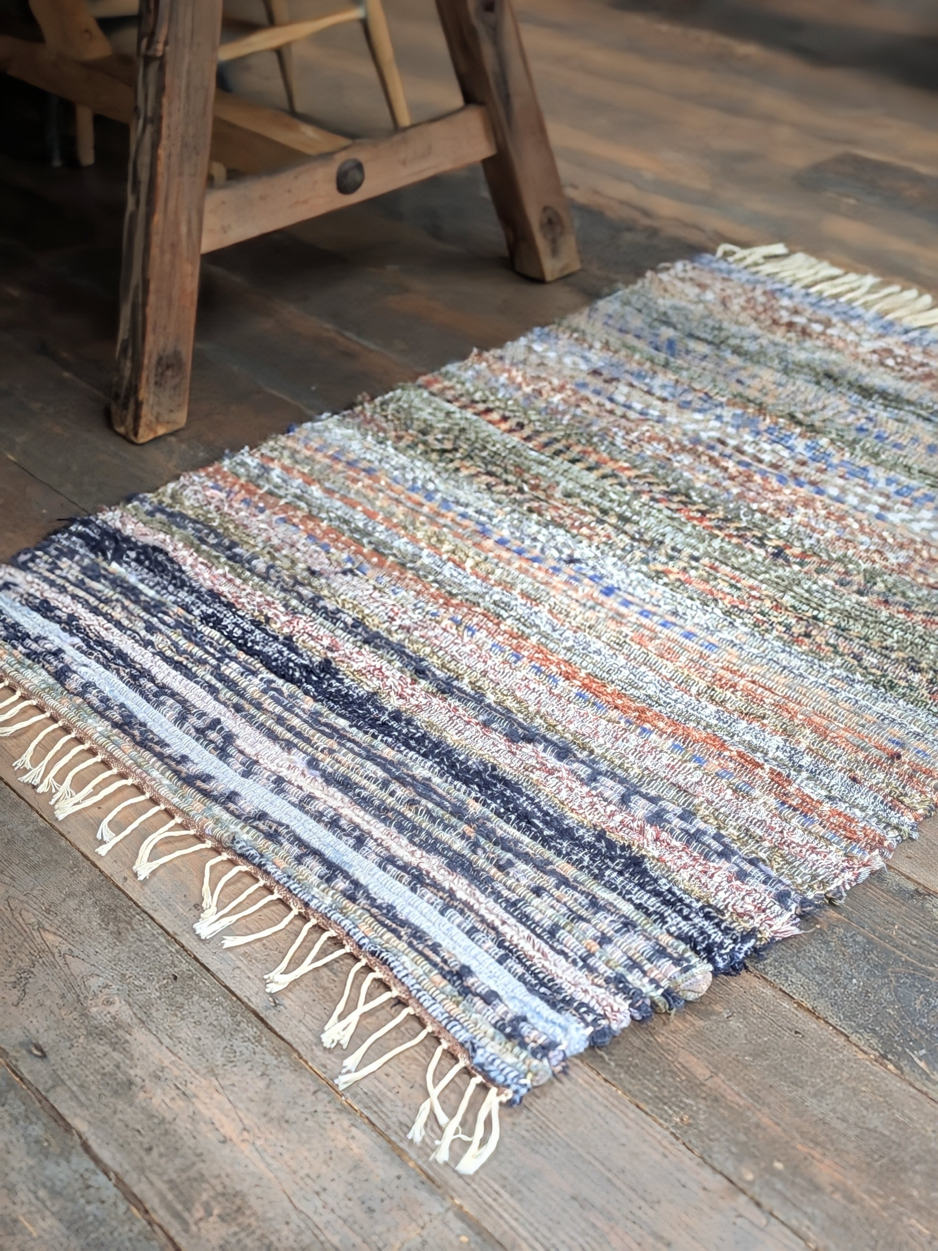 AMRITA SELVEDGE RUG