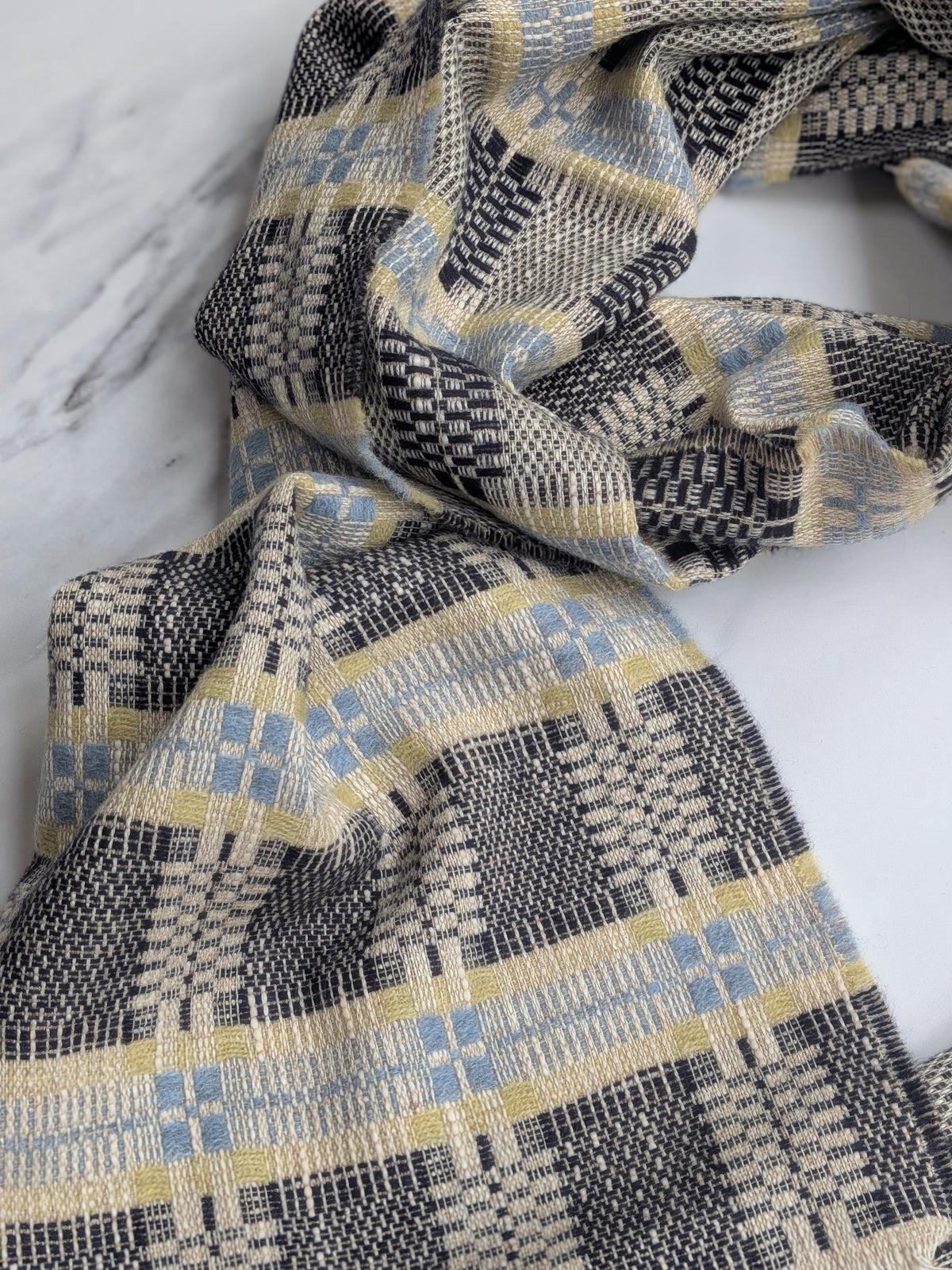 SCOTTY OVERSHOT SCARF