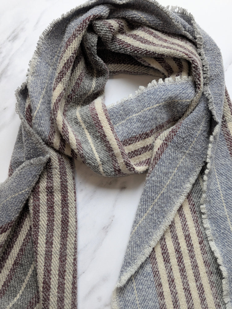 ISLAY LAMBSWOOL, BOUCLE & CASHMERE SCARF
