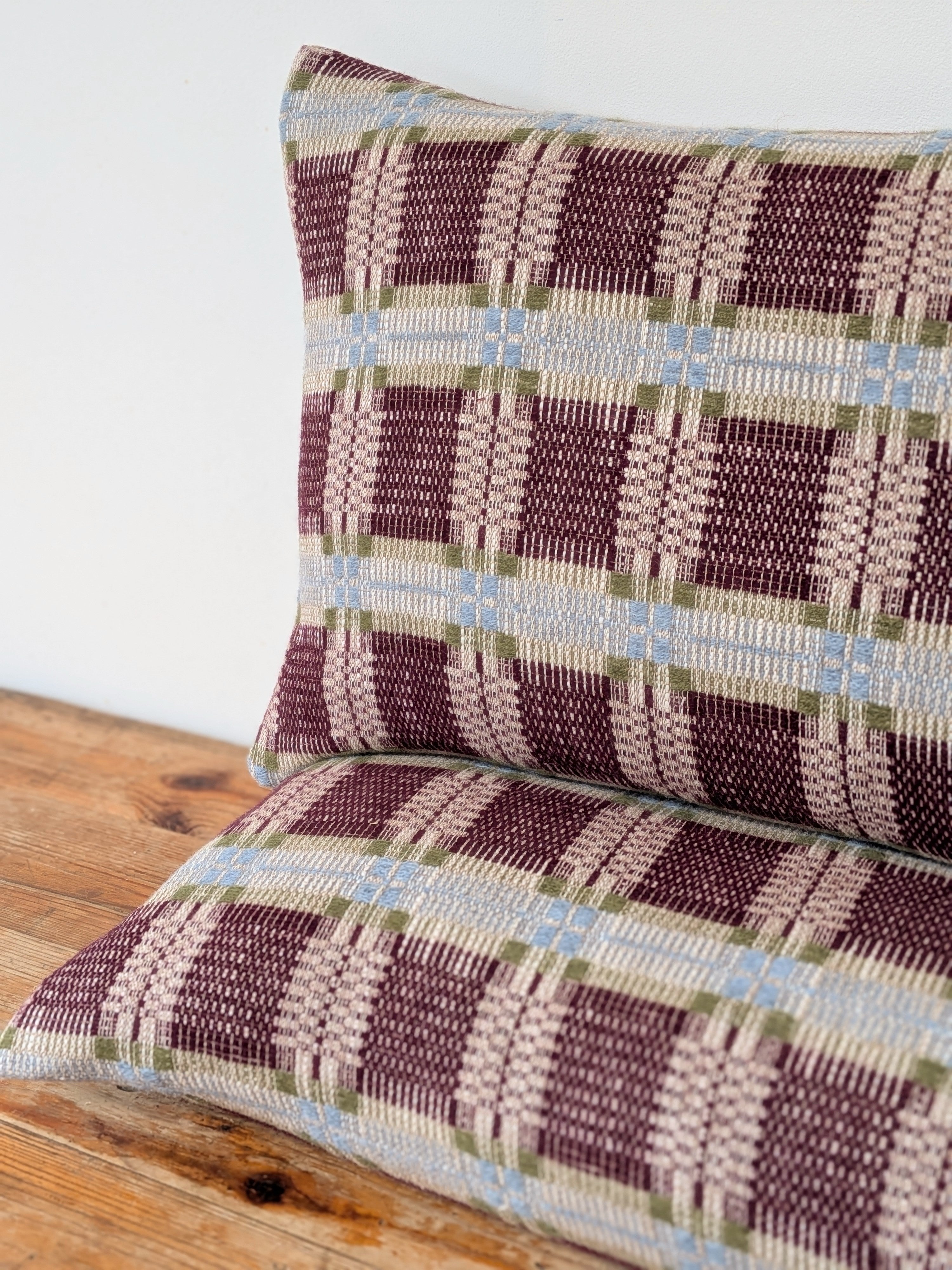 JASPER OVERSHOT CUSHION