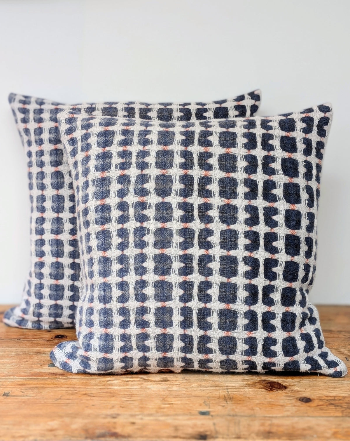 DENIM CREPE DOUBLEWEAVE CUSHION