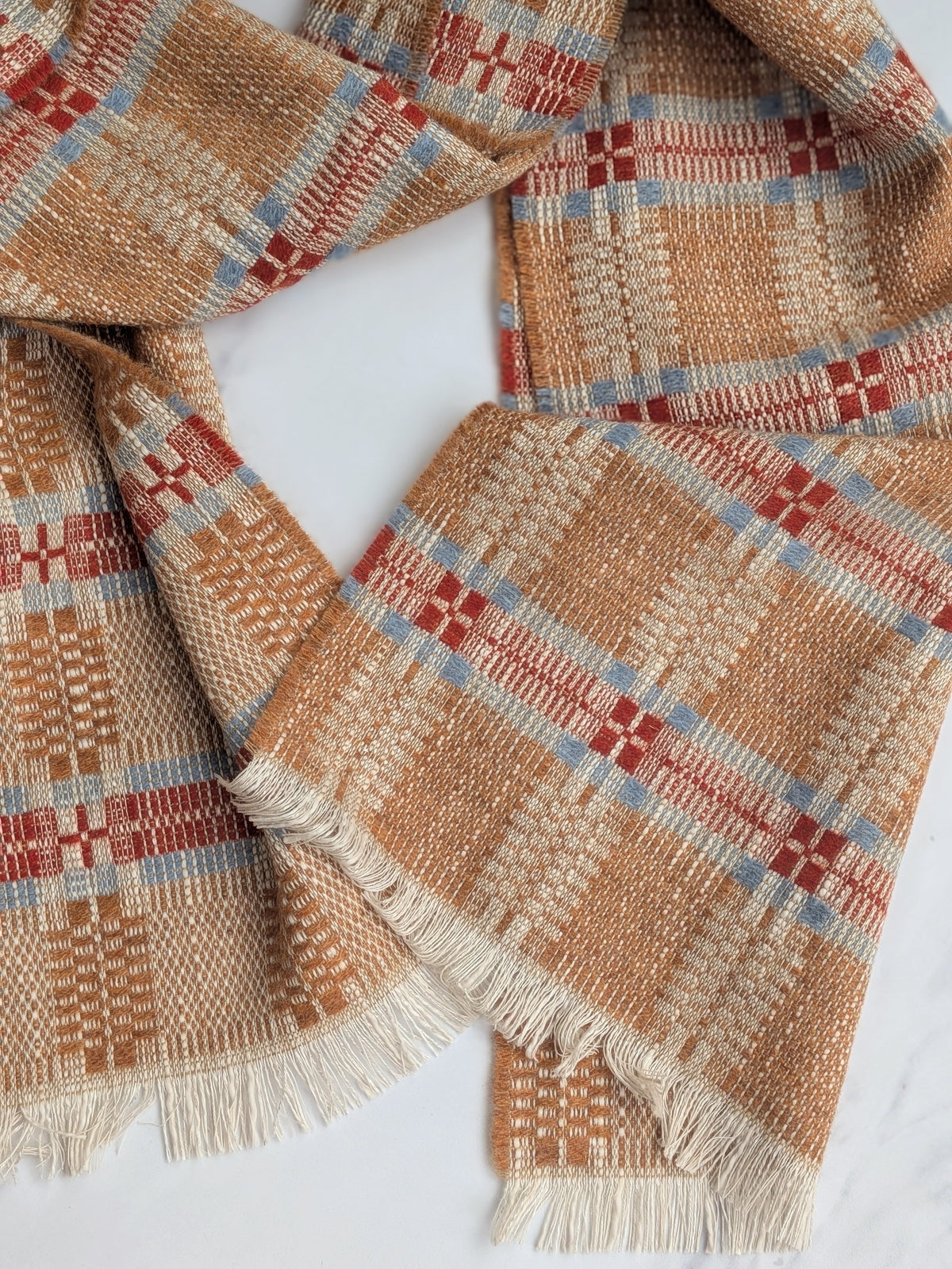 GOLDIE OVERSHOT SCARF