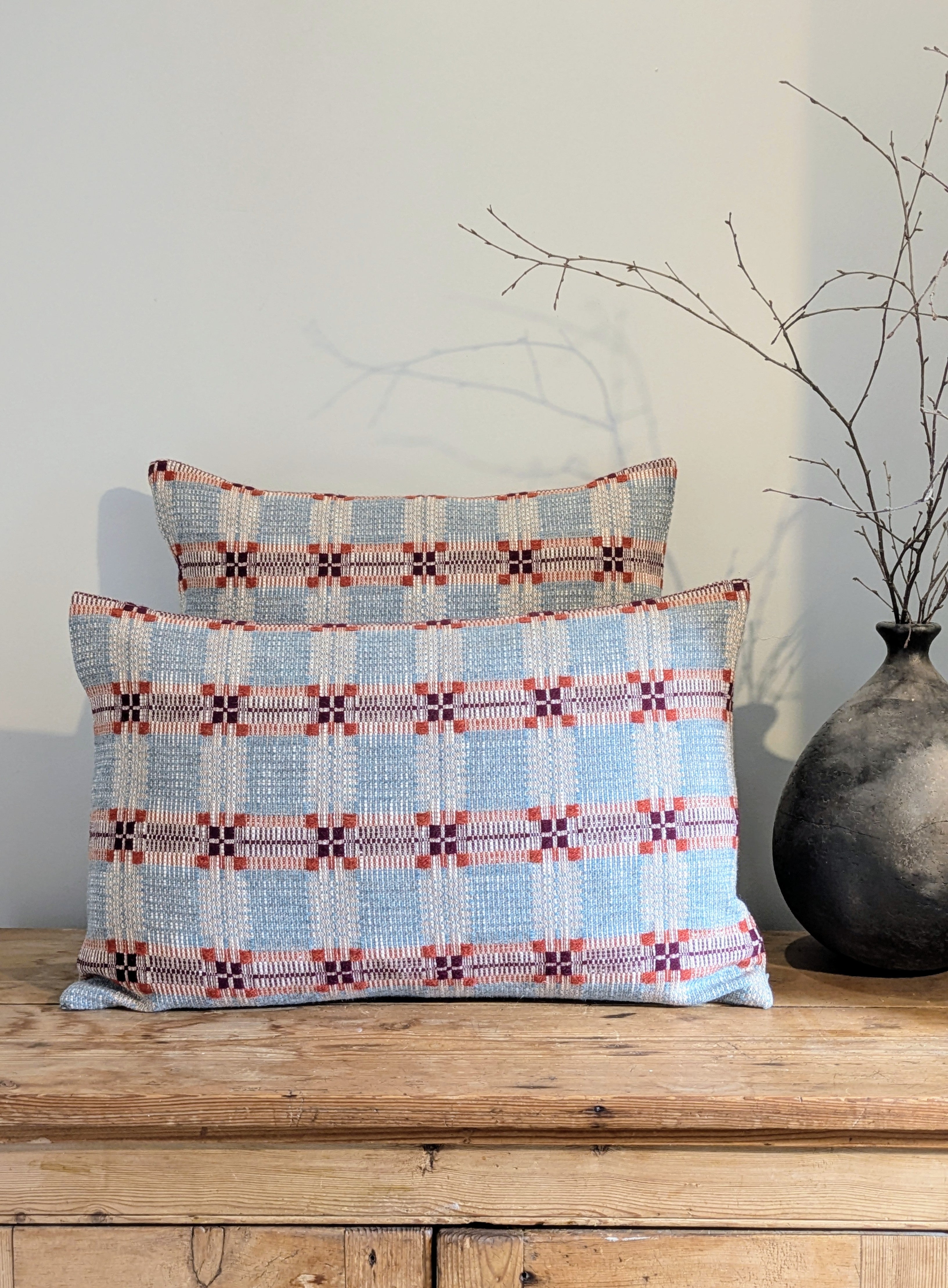 TOPAZ OVERSHOT CUSHION